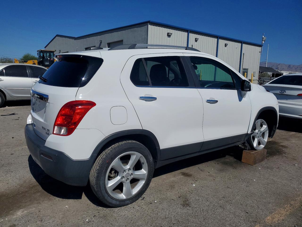 2015 CHEVROLET TRAX LTZ photo 5