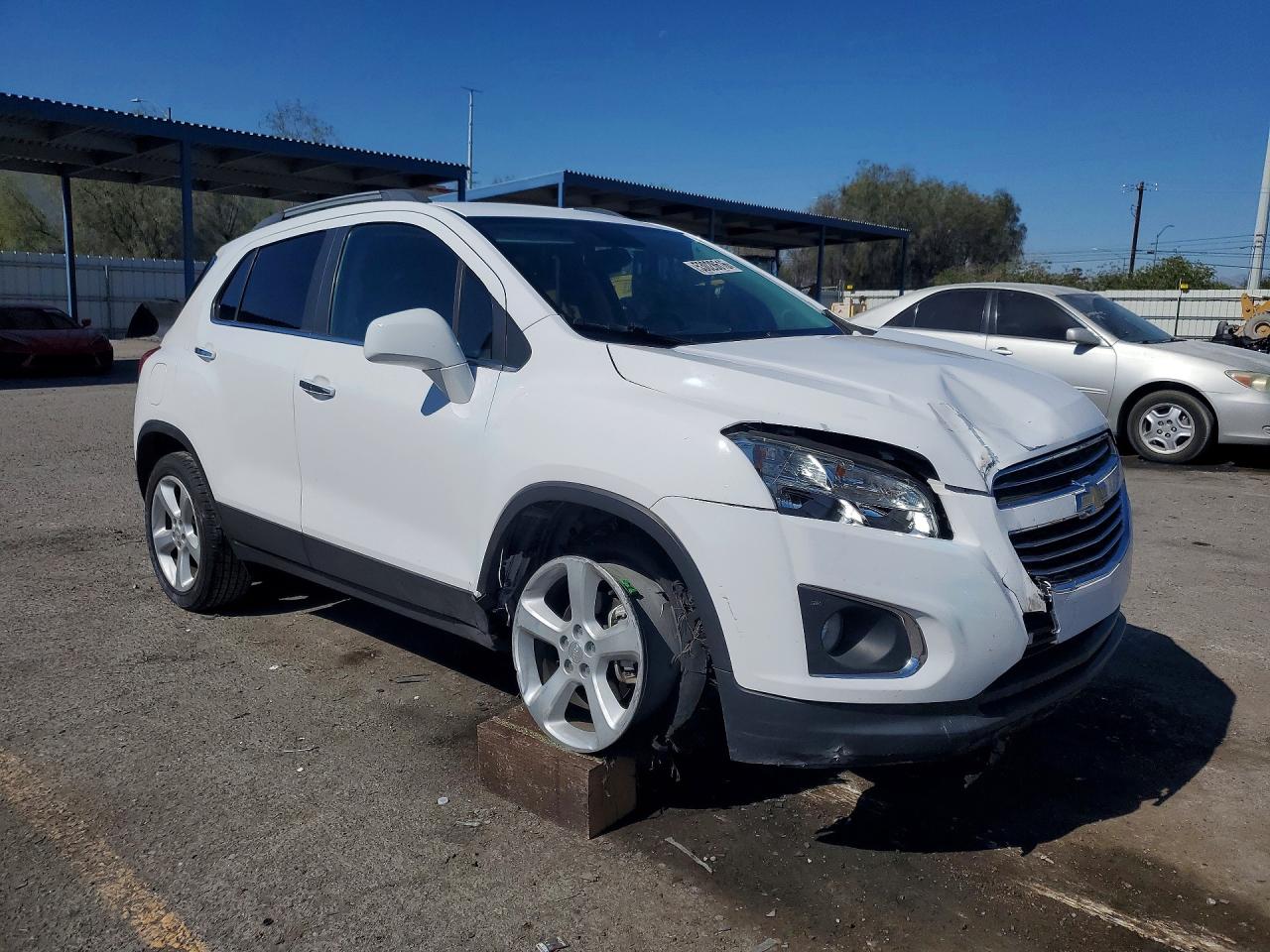 2015 CHEVROLET TRAX LTZ photo 7