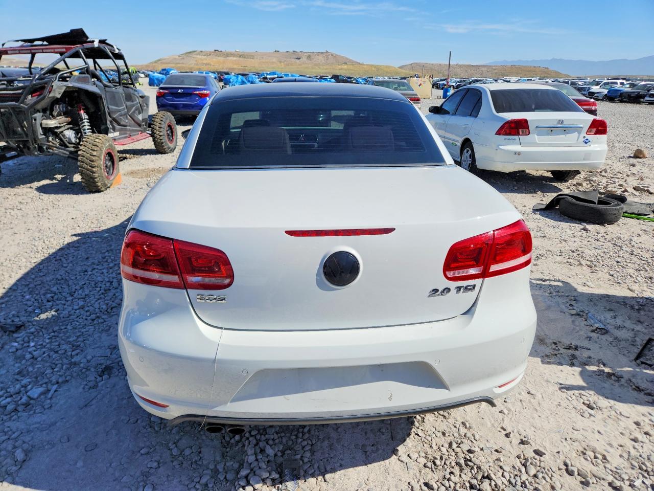 2012 VOLKSWAGEN EOS LUX photo 11
