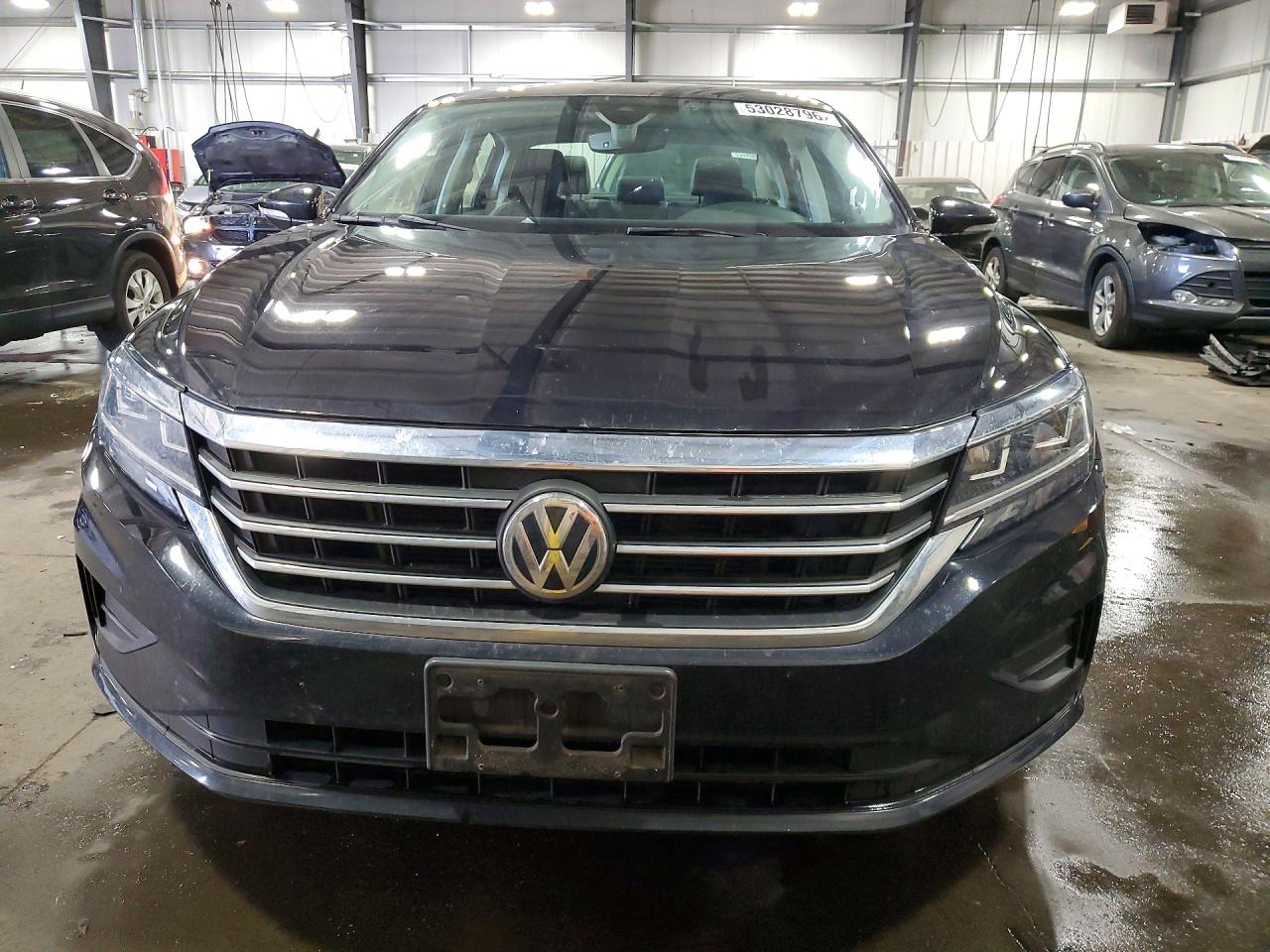 2021 VOLKSWAGEN PASSAT SE photo 9