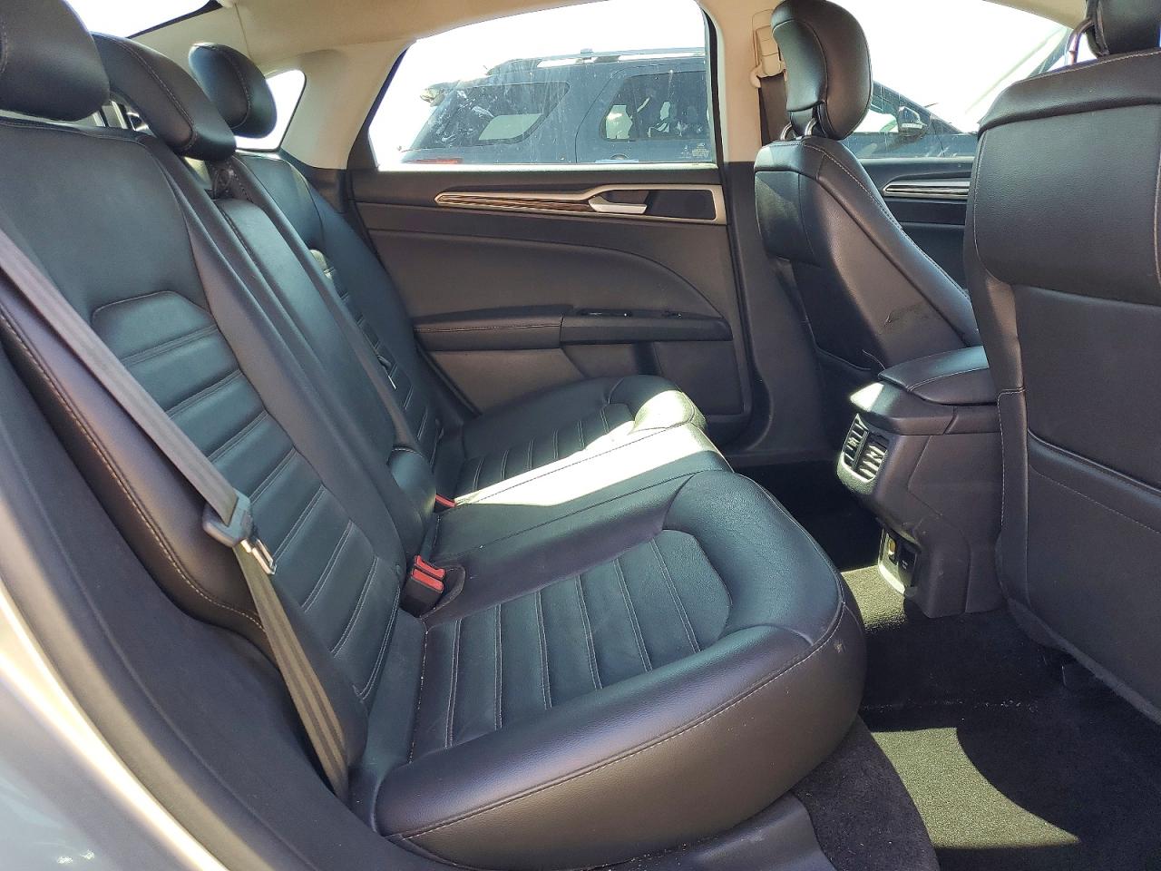 2014 FORD FUSION SE PHEV photo 19