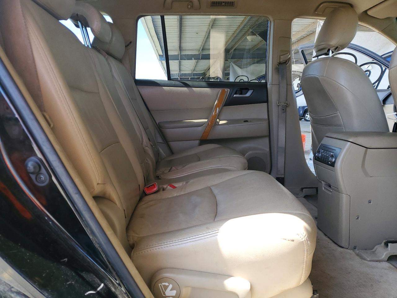 2010 TOYOTA HIGHLANDER HYBRID photo 21