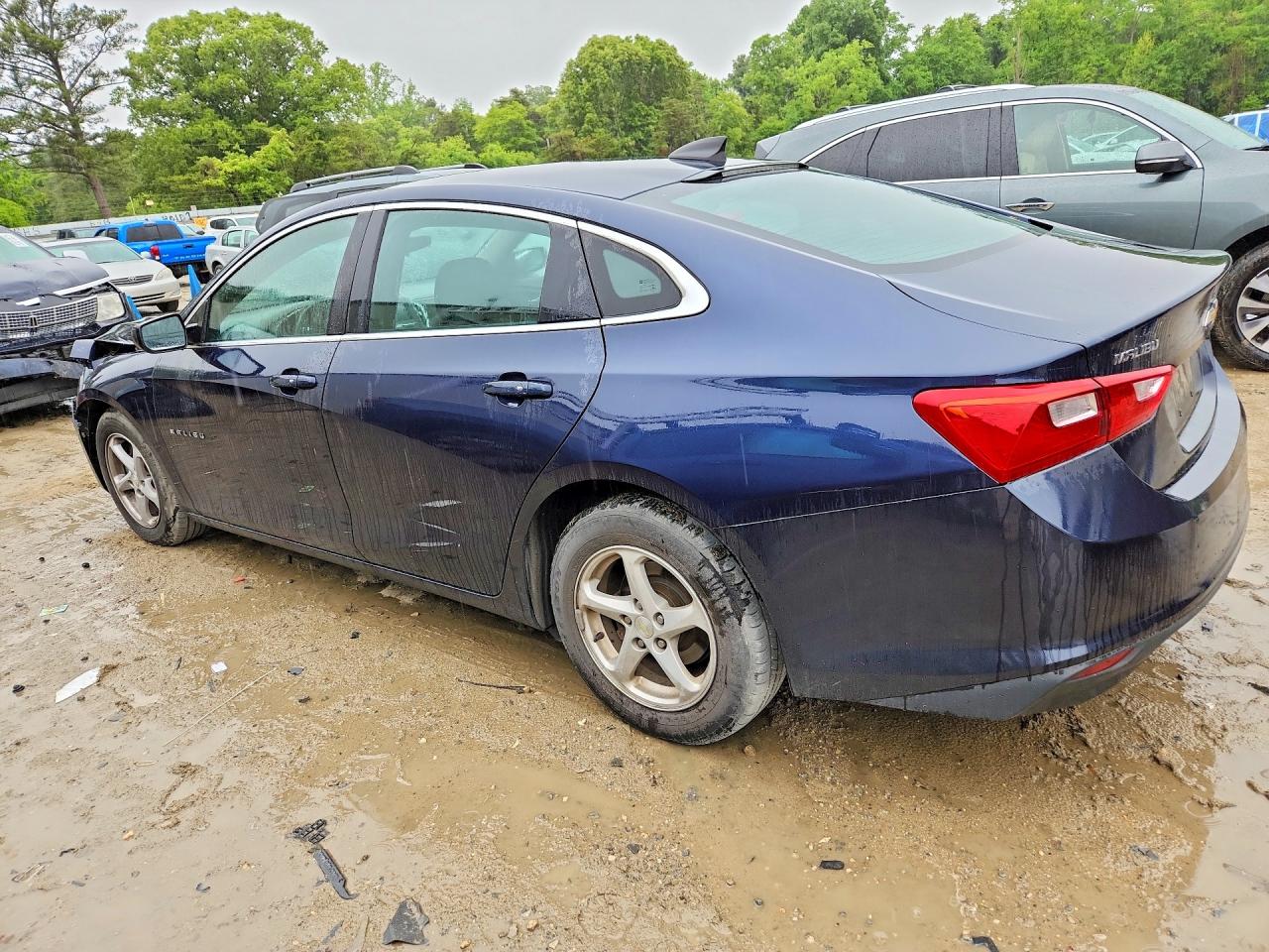 2016 CHEVROLET MALIBU LS photo 3