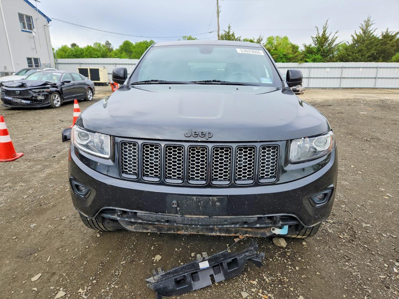 2015 JEEP GRAND CHEROKEE LAREDO photo 9