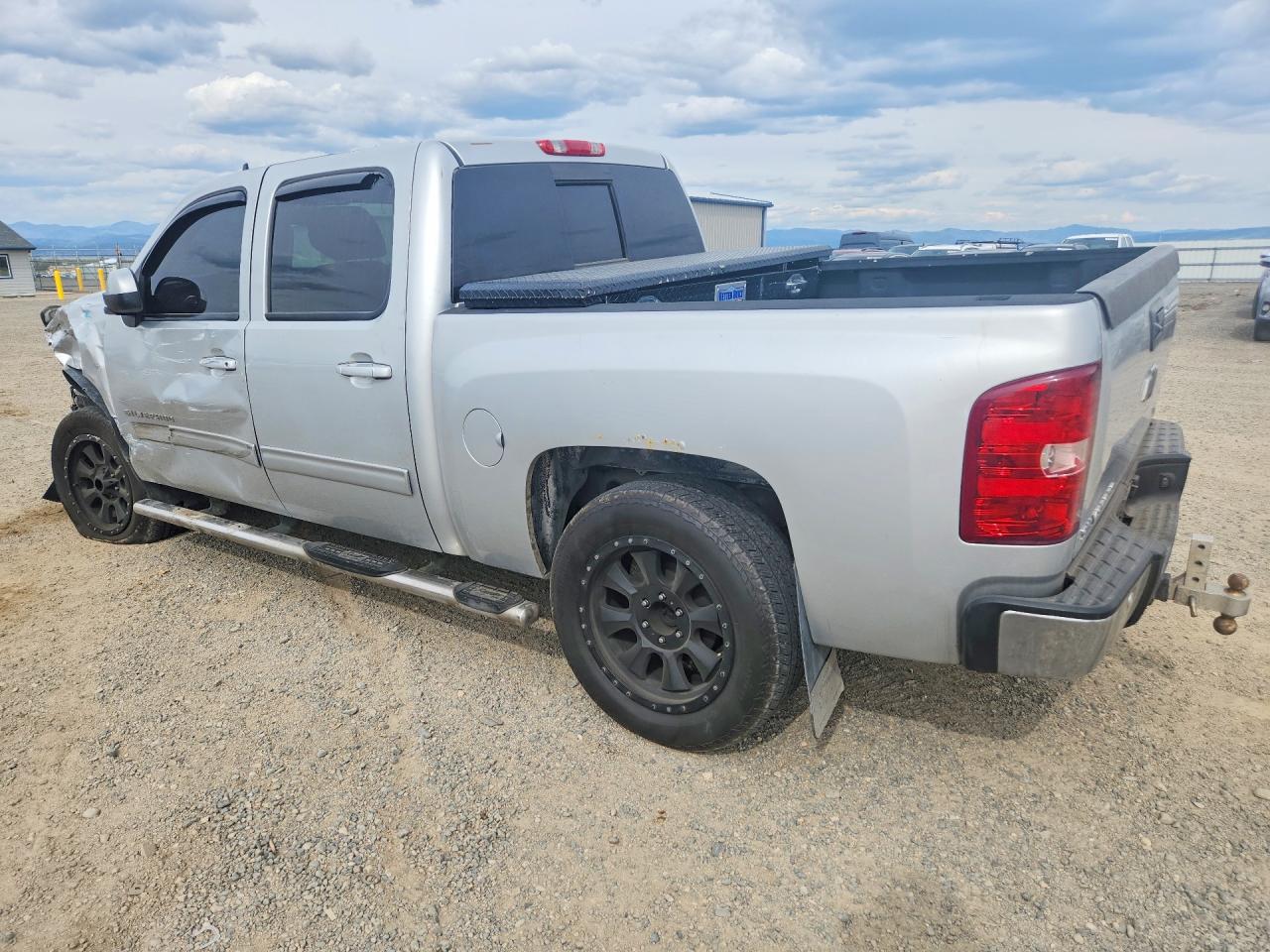 2013 CHEVROLET SILVERADO K1500 LT photo 4