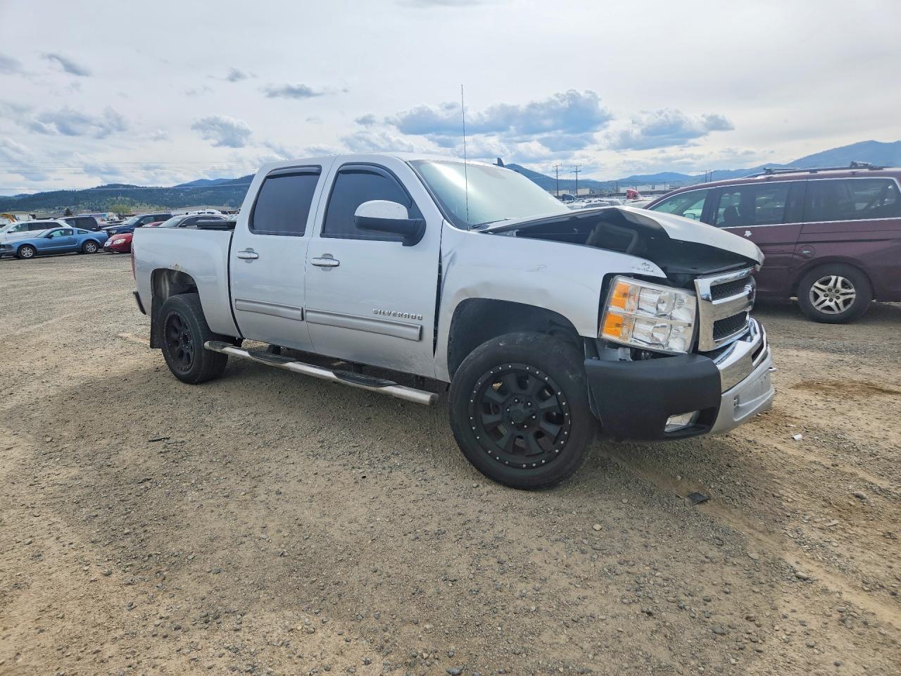 2013 CHEVROLET SILVERADO K1500 LT photo 10