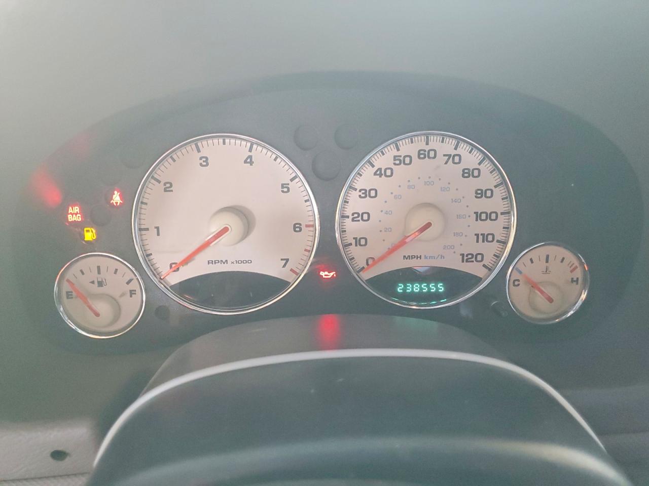 2002 JEEP LIBERTY LIMITED photo 25