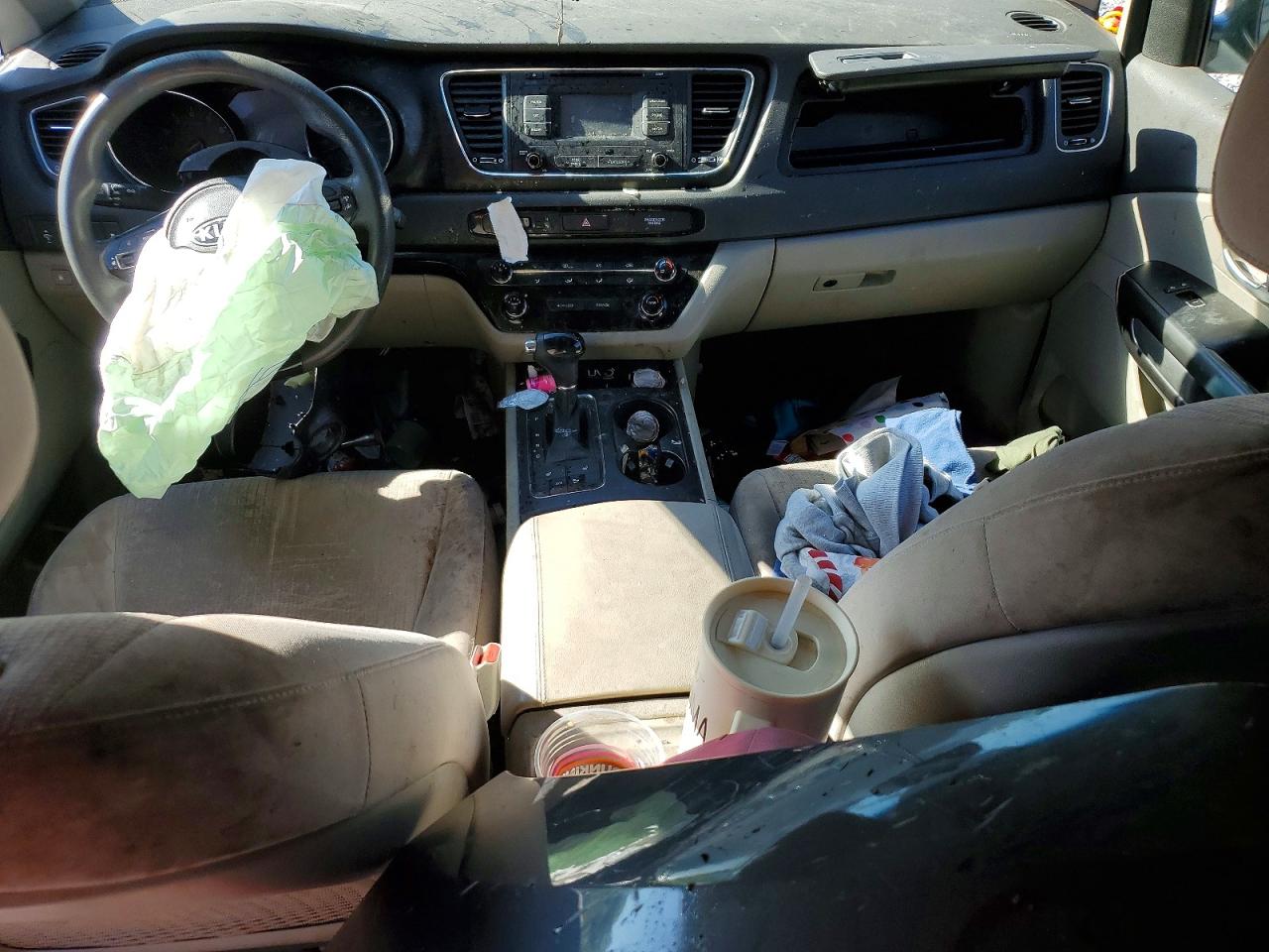 2016 KIA SEDONA LX photo 8
