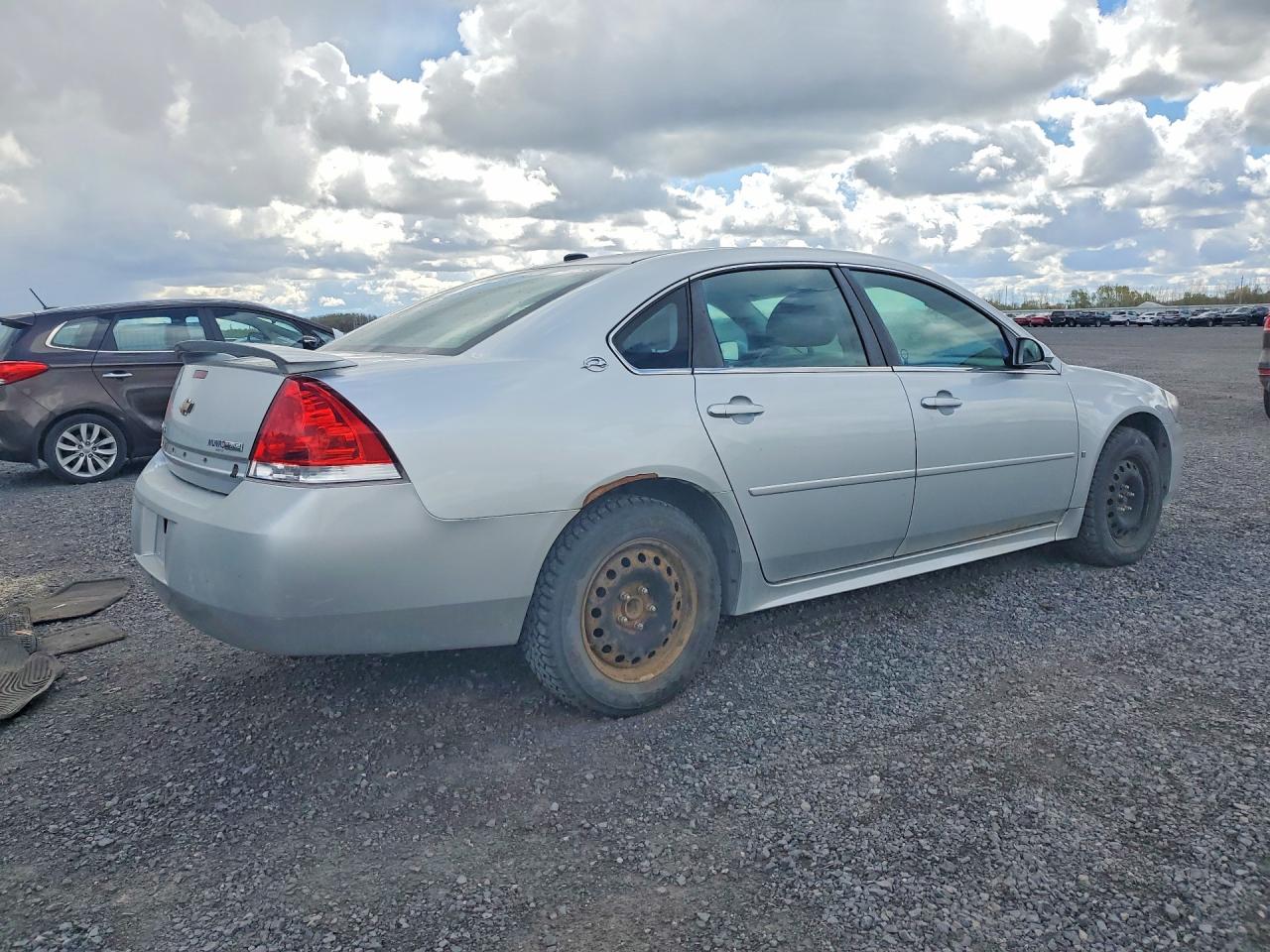 2009 CHEVROLET IMPALA LS photo 5