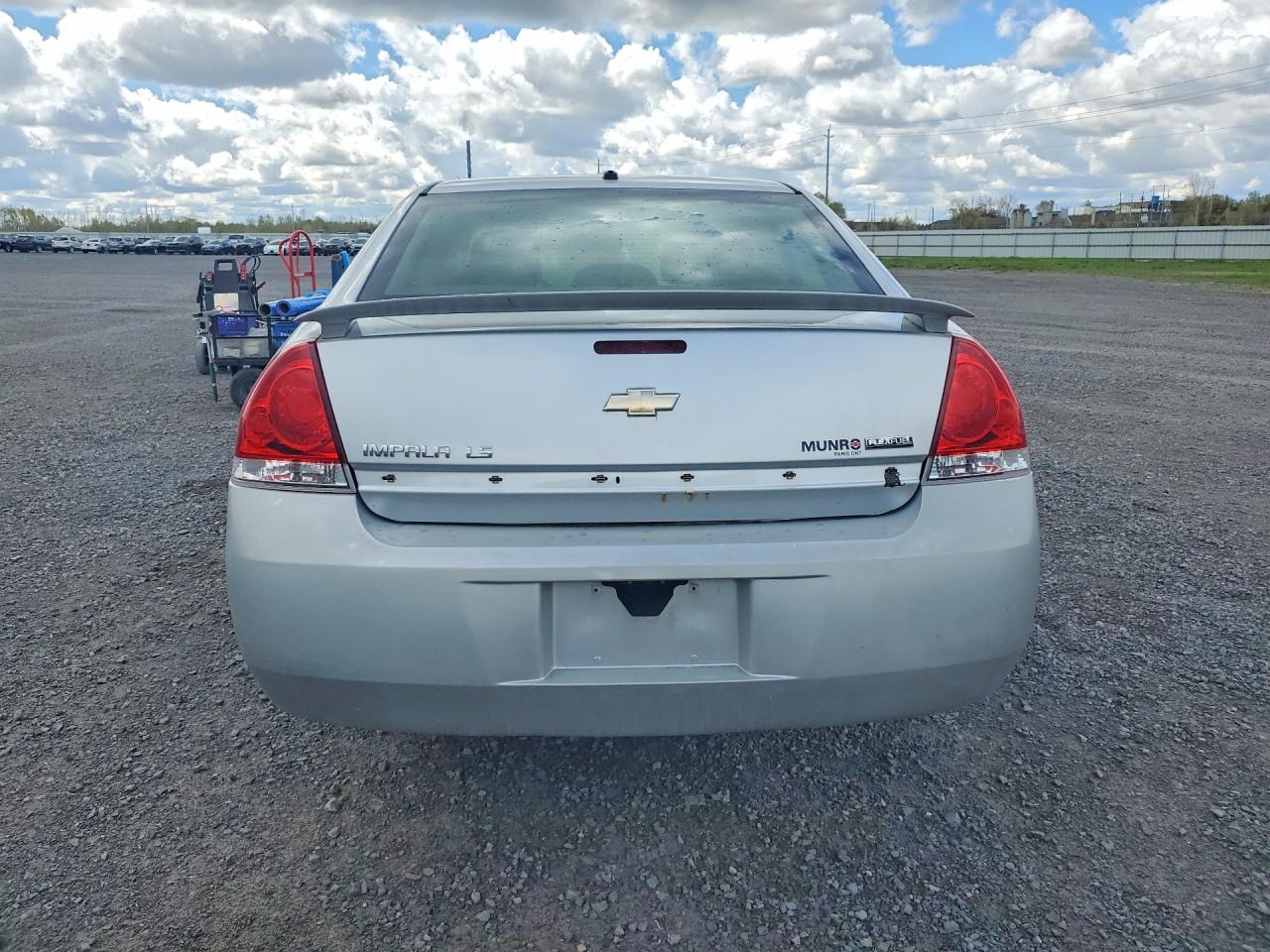 2009 CHEVROLET IMPALA LS photo 11