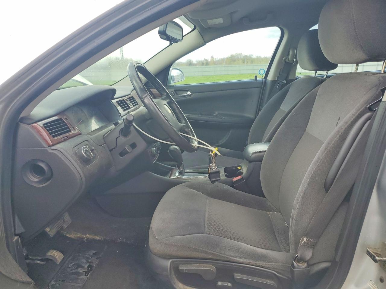 2009 CHEVROLET IMPALA LS photo 13