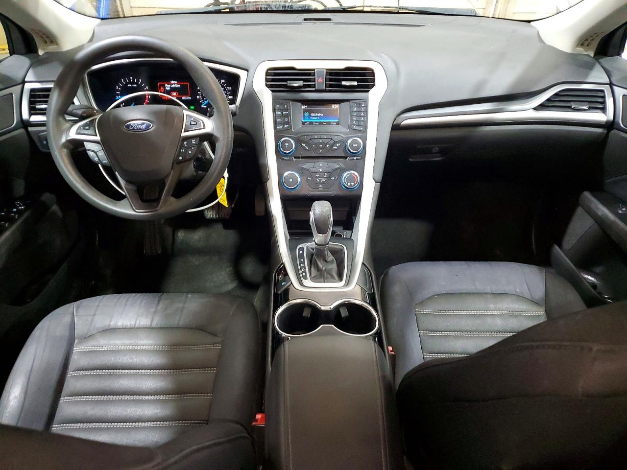 2014 FORD FUSION SE photo 15