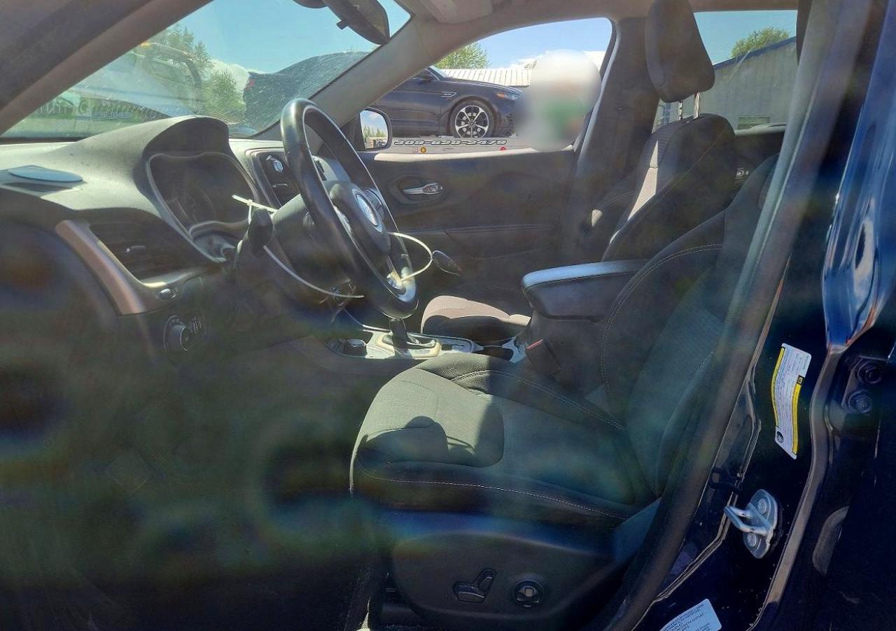 2016 JEEP CHEROKEE LATITUDE photo 13