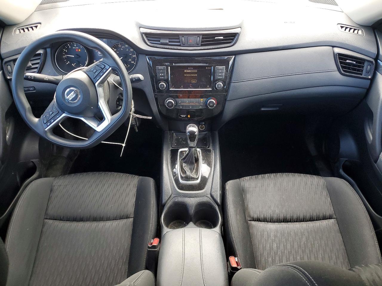 2018 NISSAN ROGUE S photo 8