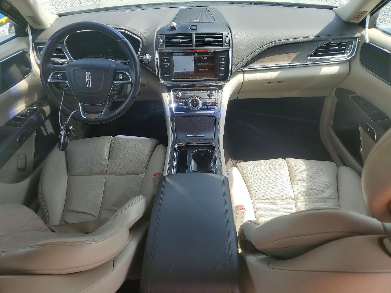 2017 LINCOLN CONTINENTAL SELECT photo 8