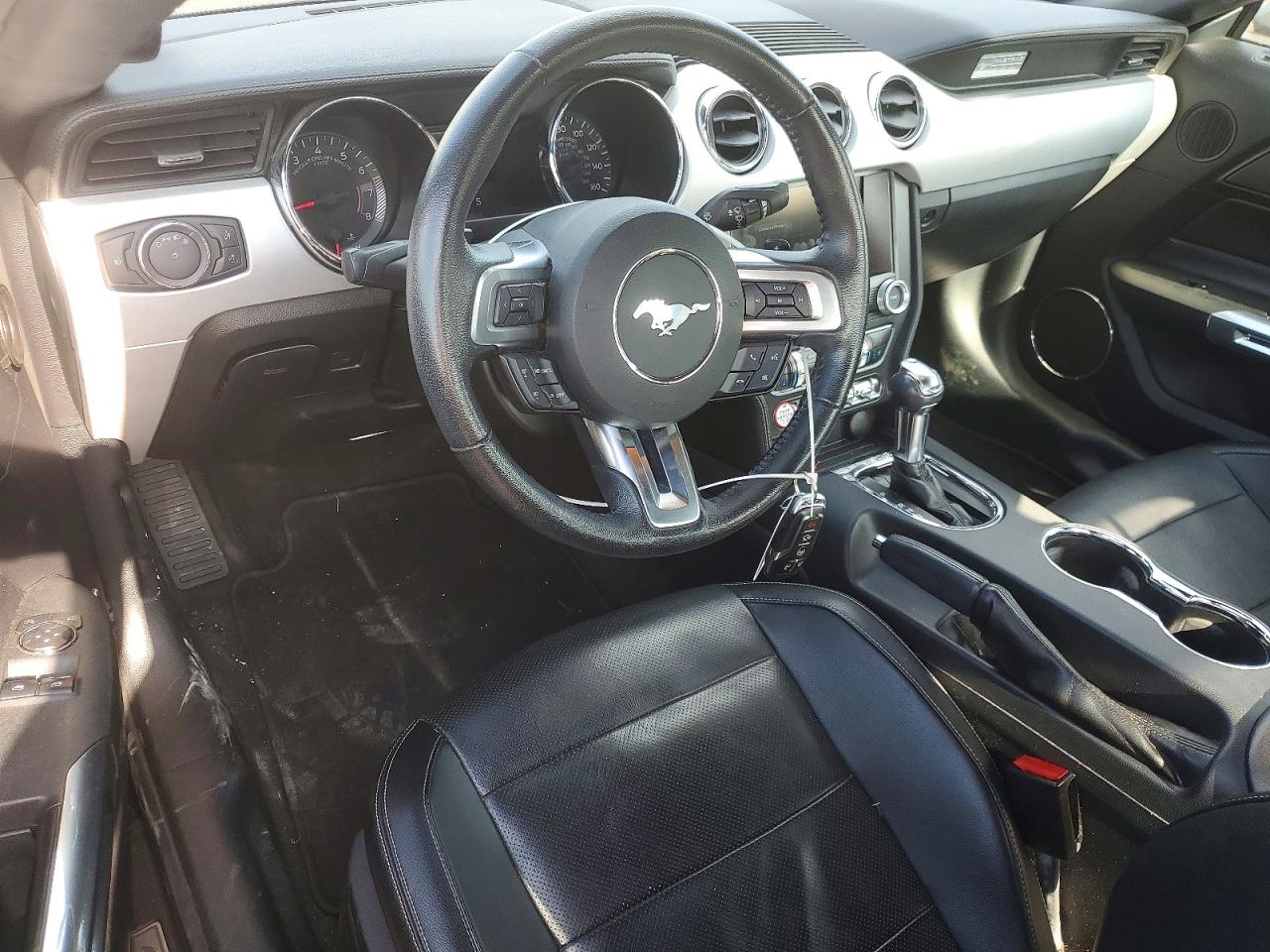 2015 FORD MUSTANG photo 15