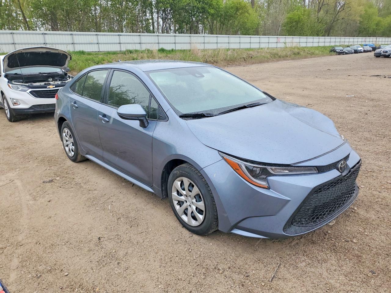 2022 TOYOTA COROLLA LE photo 10