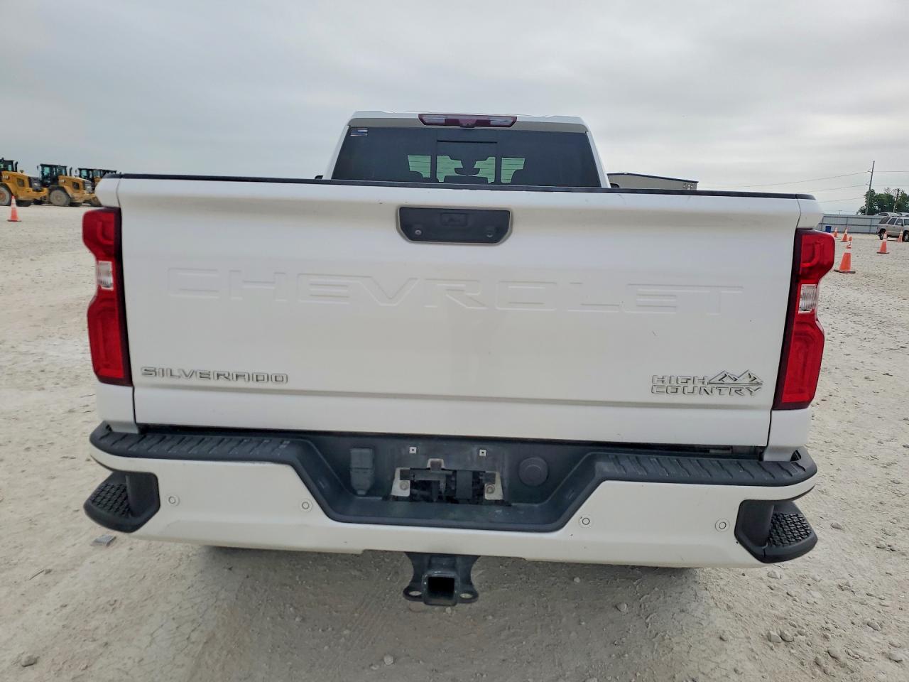 2021 CHEVROLET SILVERADO K3500 HIGH COUNTRY photo 11