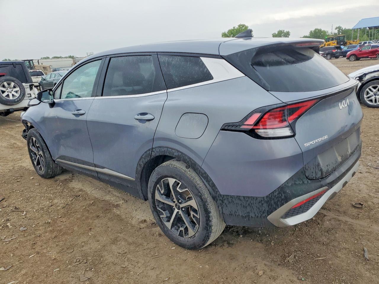 2023 KIA SPORTAGE EX photo 3