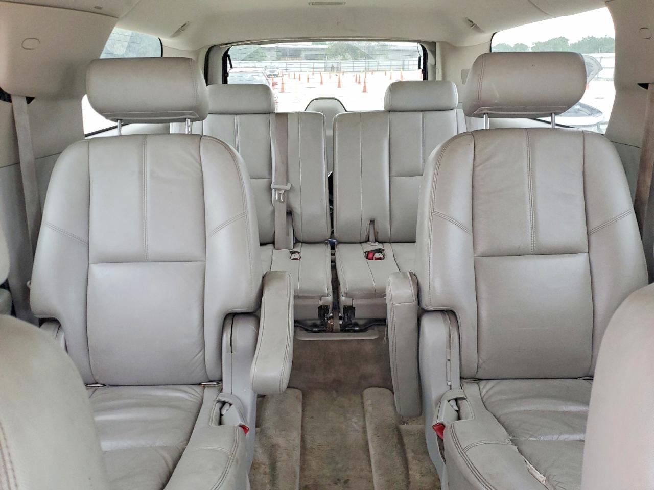 2008 CHEVROLET SUBURBAN C1500 LS photo 28