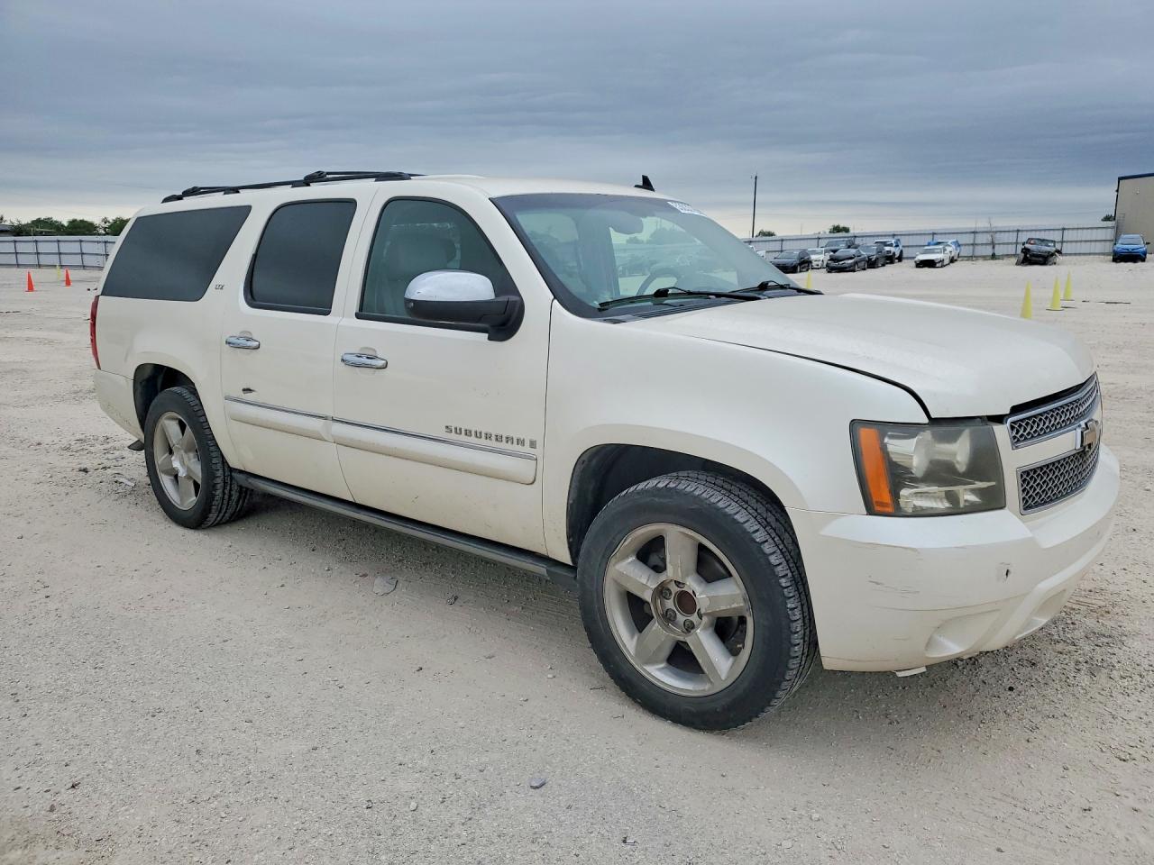 2008 CHEVROLET SUBURBAN C1500 LS photo 10