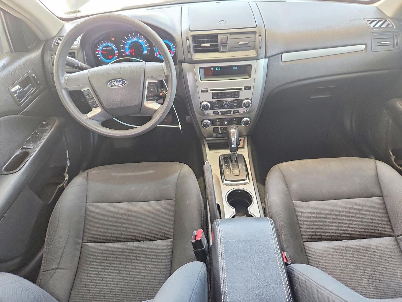 2012 FORD FUSION SE photo 8
