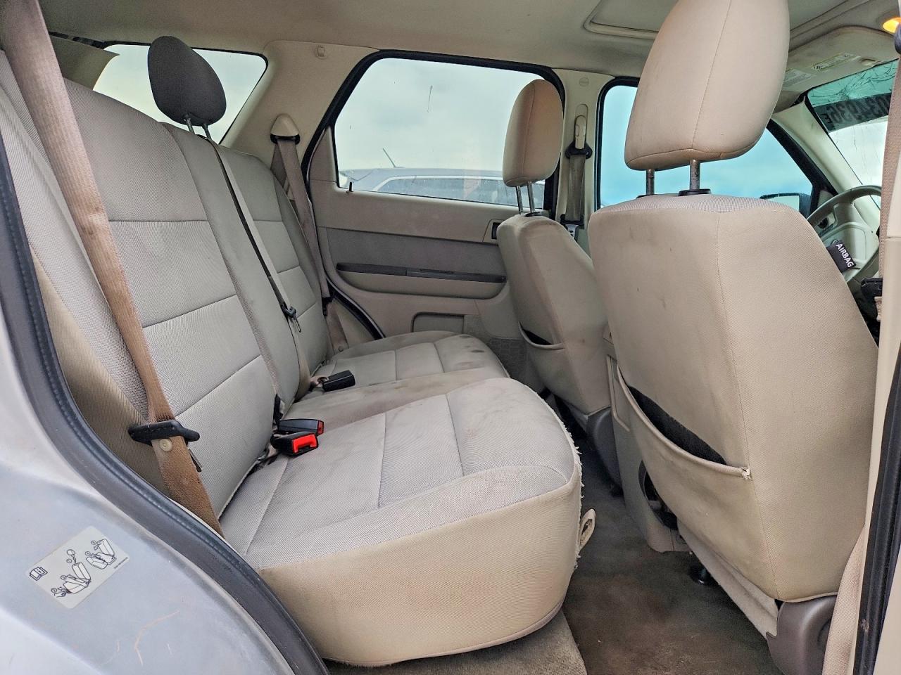 2012 FORD ESCAPE XLT photo 21