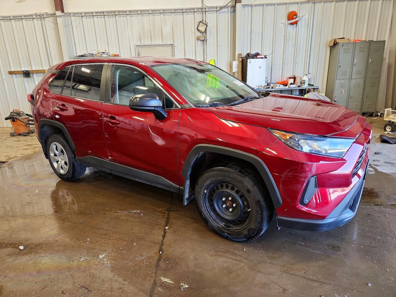 2022 TOYOTA RAV4 LE photo 7
