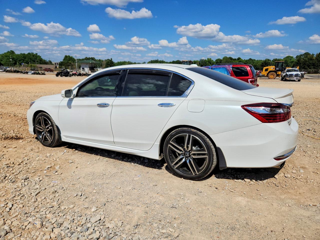 2017 HONDA ACCORD TOURING photo 2