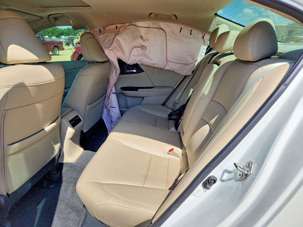 2017 HONDA ACCORD TOURING photo 10