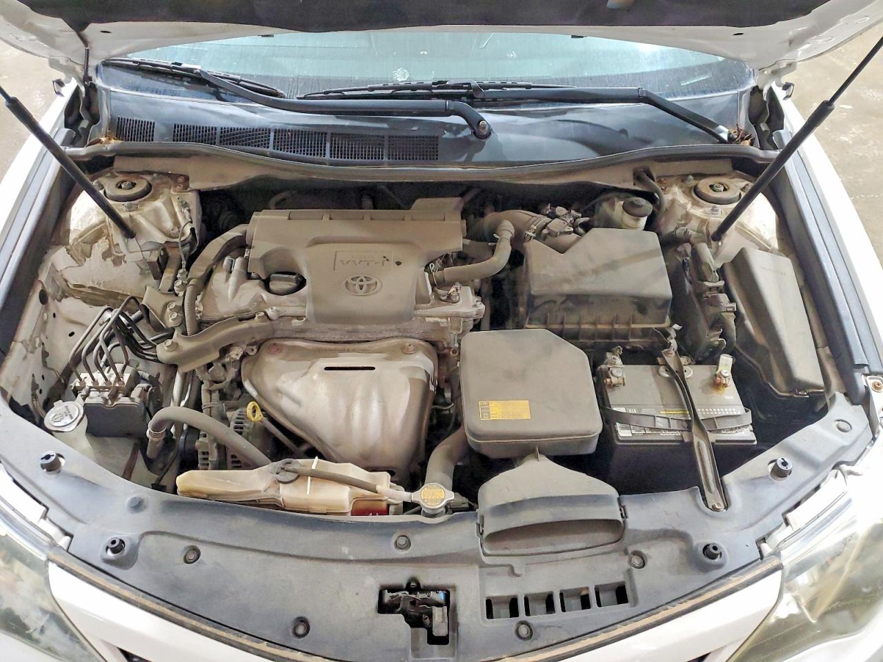 2013 TOYOTA CAMRY SE photo 11