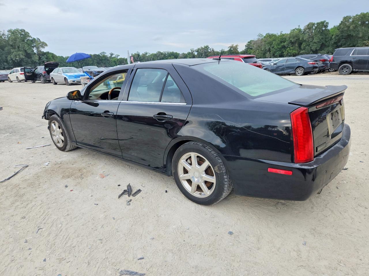 2005 CADILLAC STS photo 4