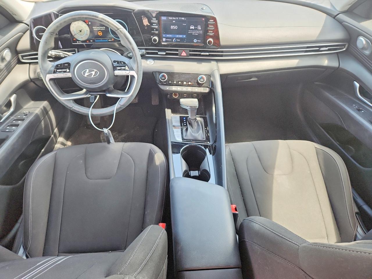 2021 HYUNDAI ELANTRA SEL photo 22