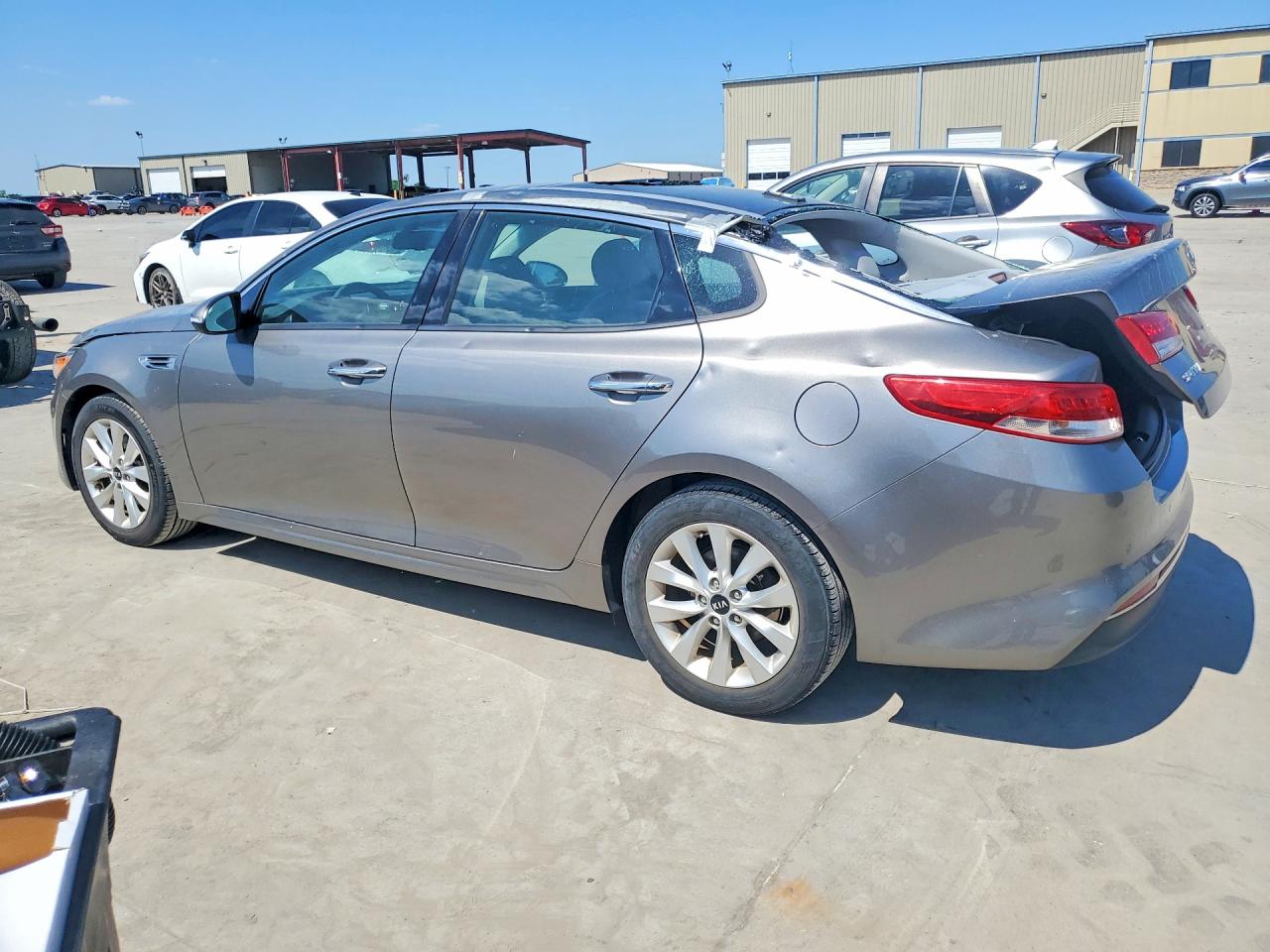 2016 KIA OPTIMA photo 4