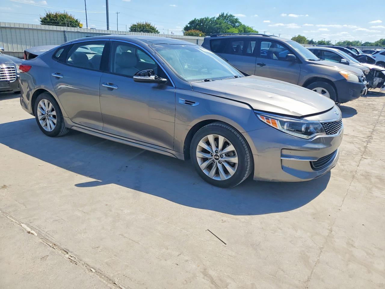2016 KIA OPTIMA photo 10