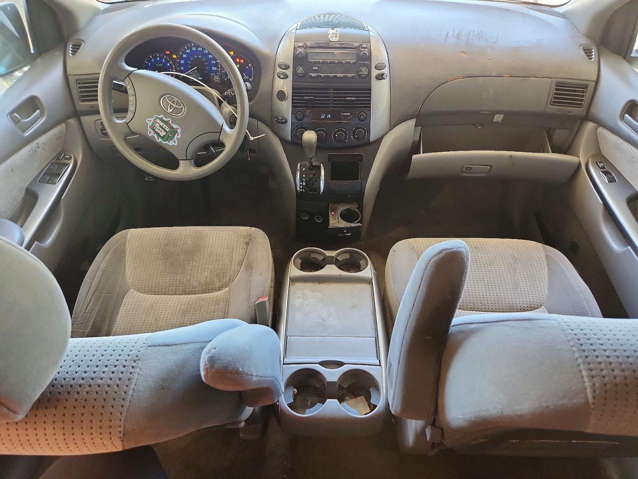 2008 TOYOTA SIENNA LE 8-PASSENGER photo 15