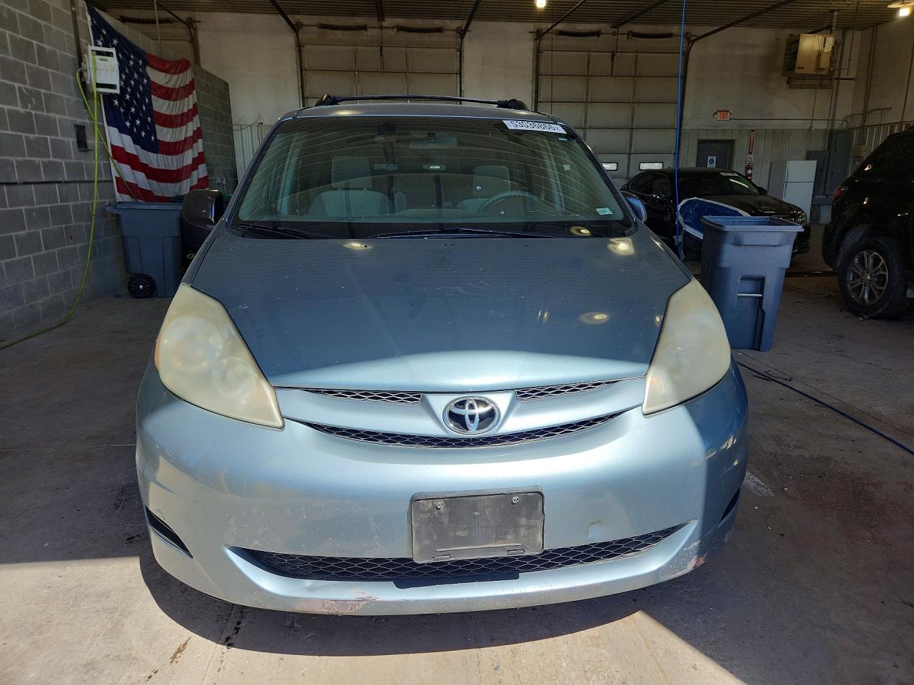 2008 TOYOTA SIENNA LE 8-PASSENGER photo 9