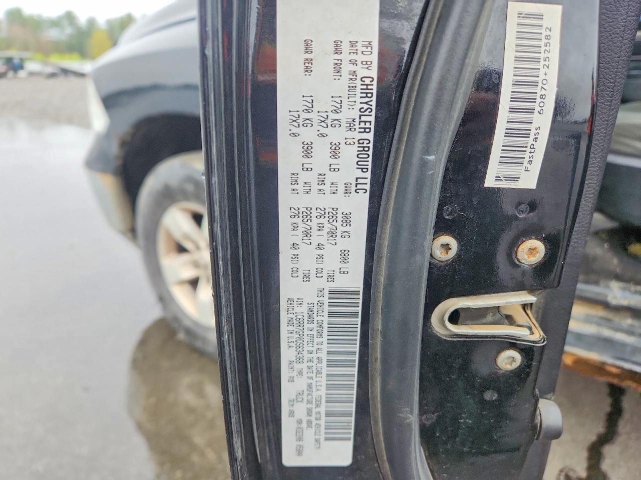 2013 RAM 1500 photo 12