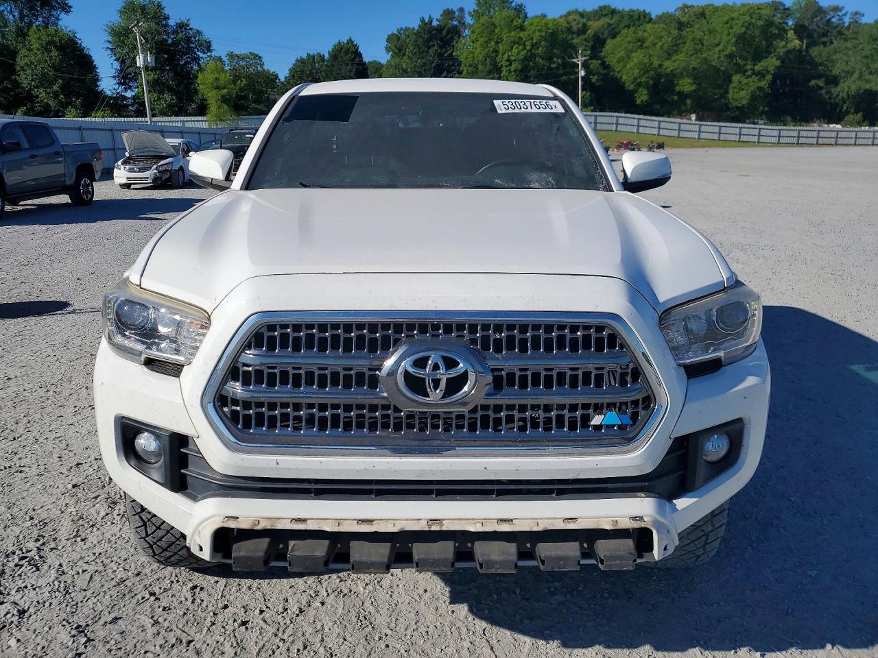 2017 TOYOTA TACOMA TRD OFF-ROAD photo 9
