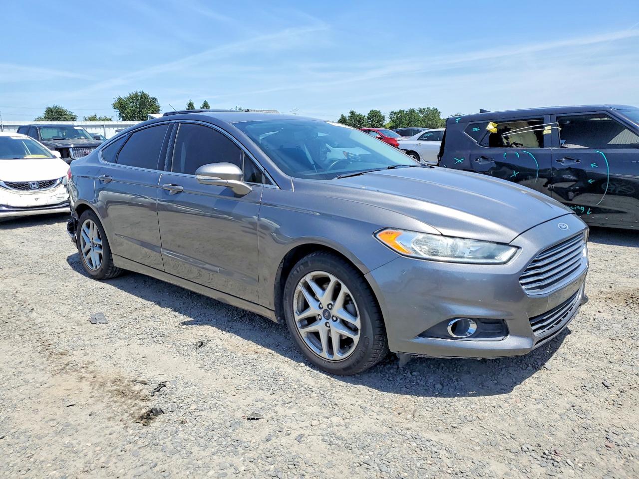 2013 FORD FUSION SE photo 7