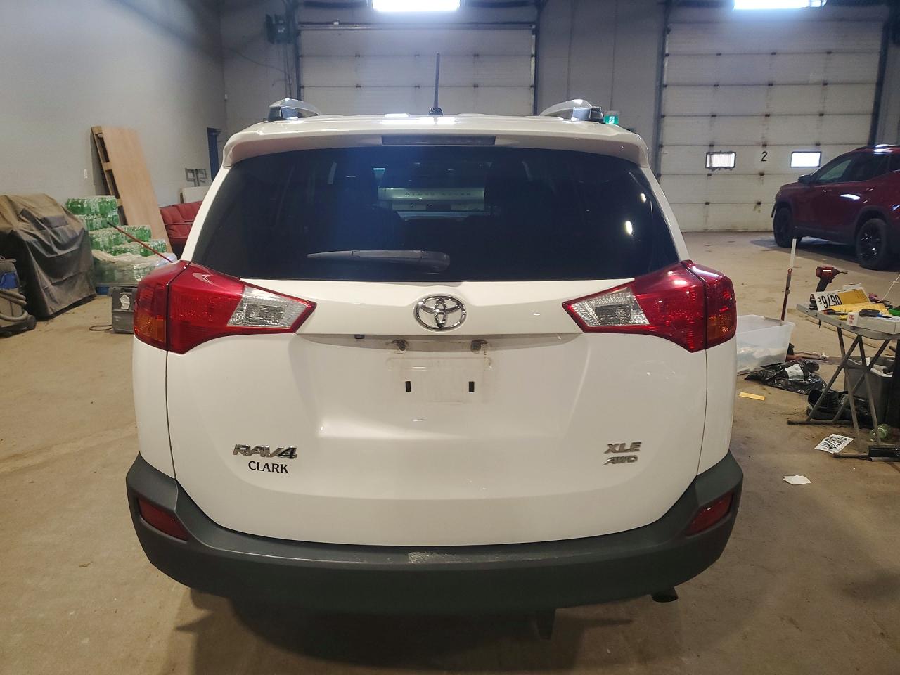 2013 TOYOTA RAV4 XLE photo 16