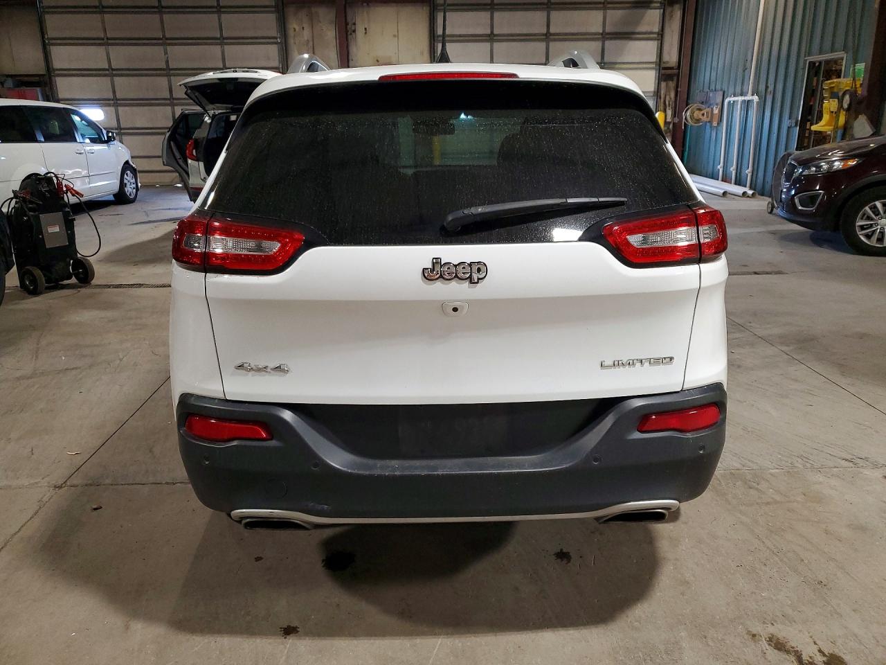 2017 JEEP CHEROKEE LIMITED photo 16