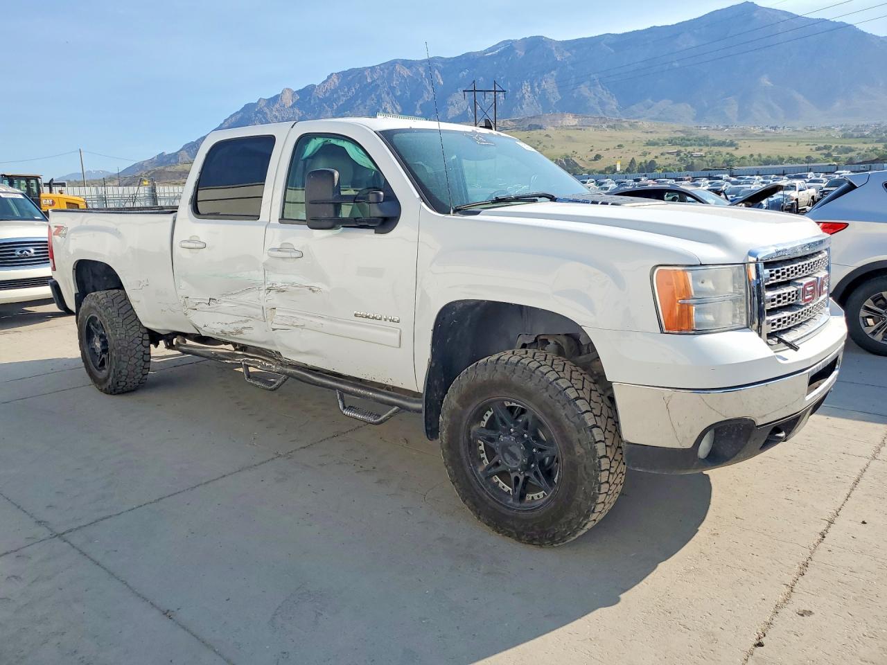 2014 GMC SIERRA K2500 SLT photo 7