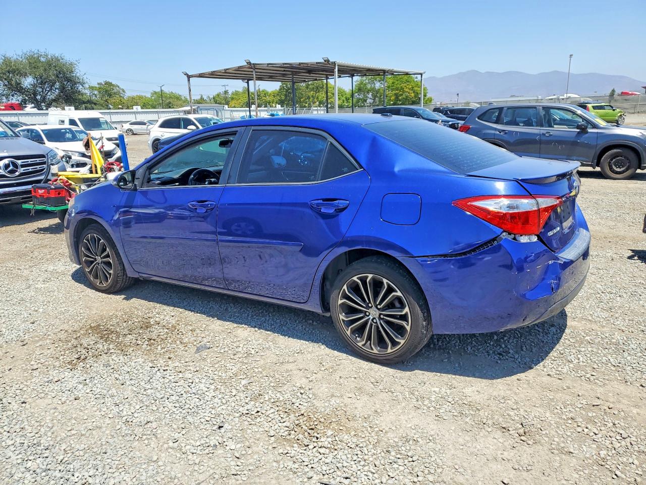 2015 TOYOTA COROLLA S PREMIUM photo 3