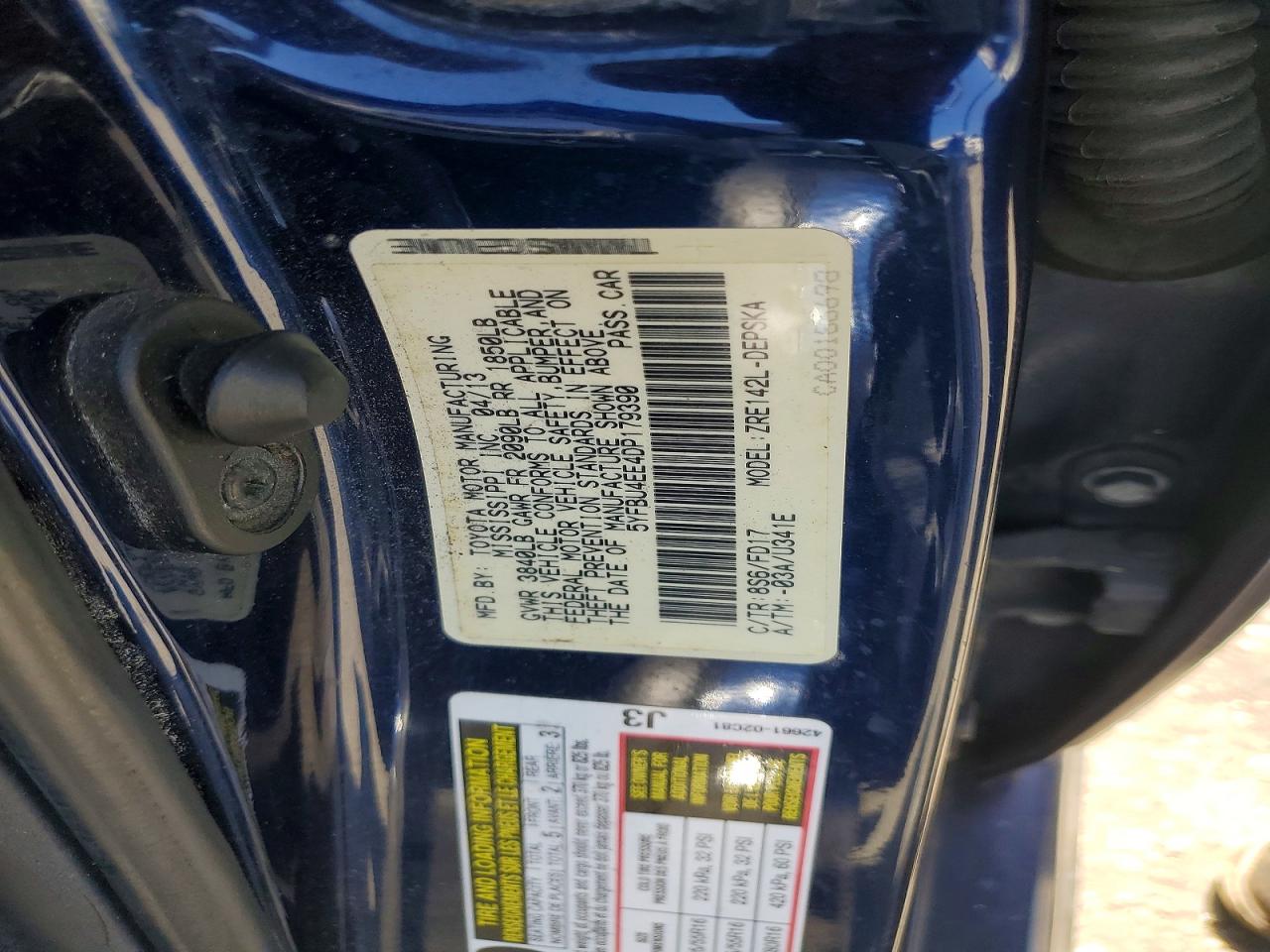 2013 TOYOTA COROLLA S photo 34