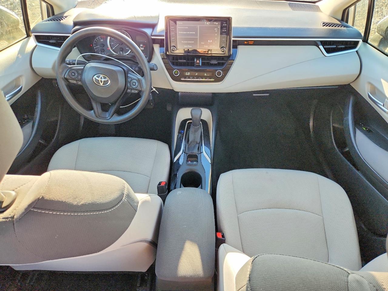 2021 TOYOTA COROLLA LE photo 22