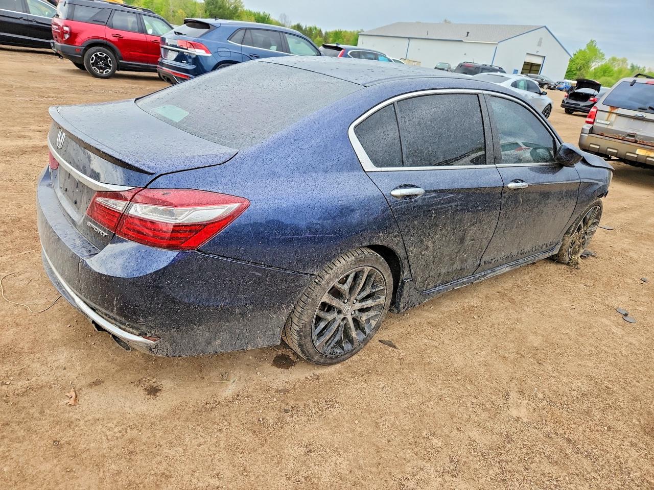 2017 HONDA ACCORD SPORT photo 7