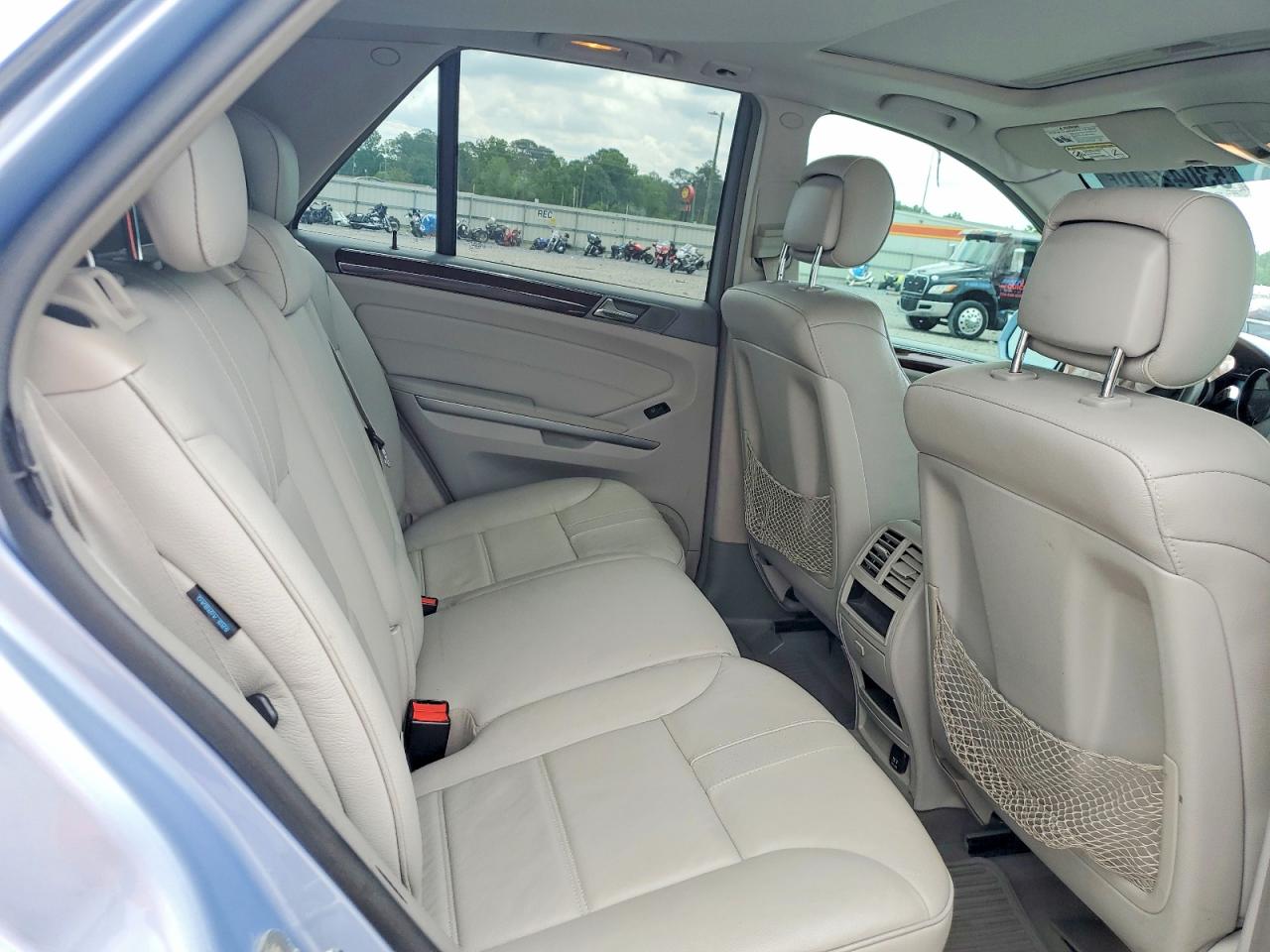 2010 MERCEDES-BENZ ML 350 photo 10