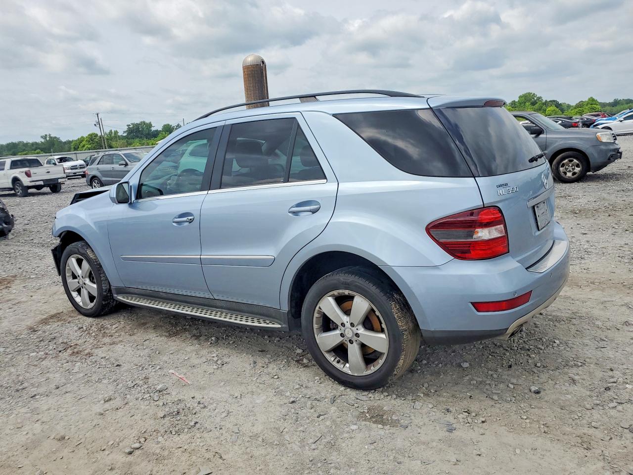 2010 MERCEDES-BENZ ML 350 photo 2