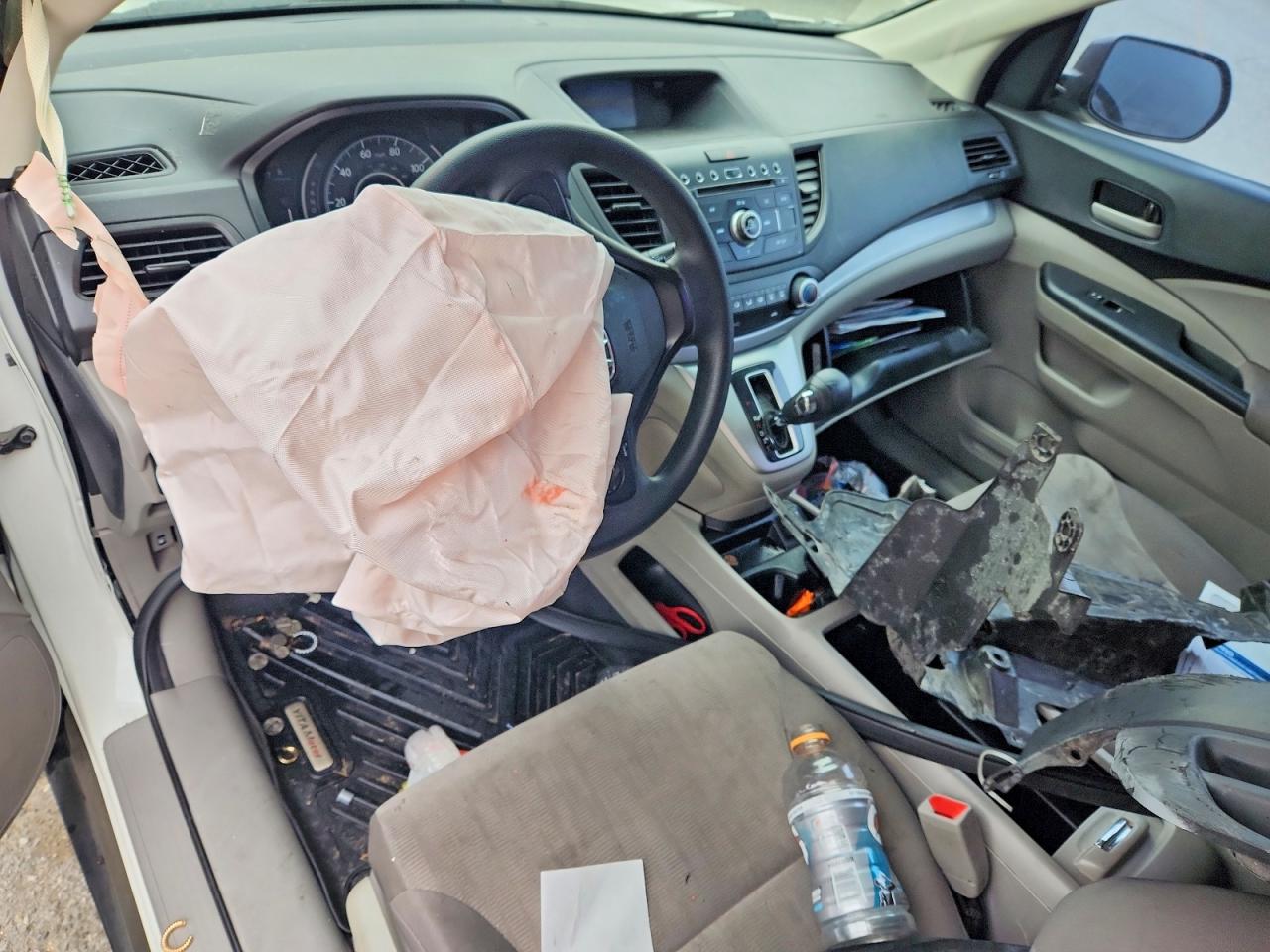 2013 HONDA CR-V LX photo 8